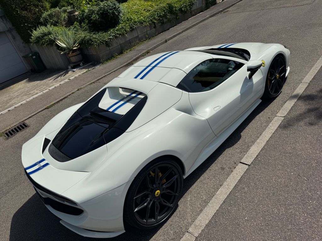 Ferrari 296 GTS 2025