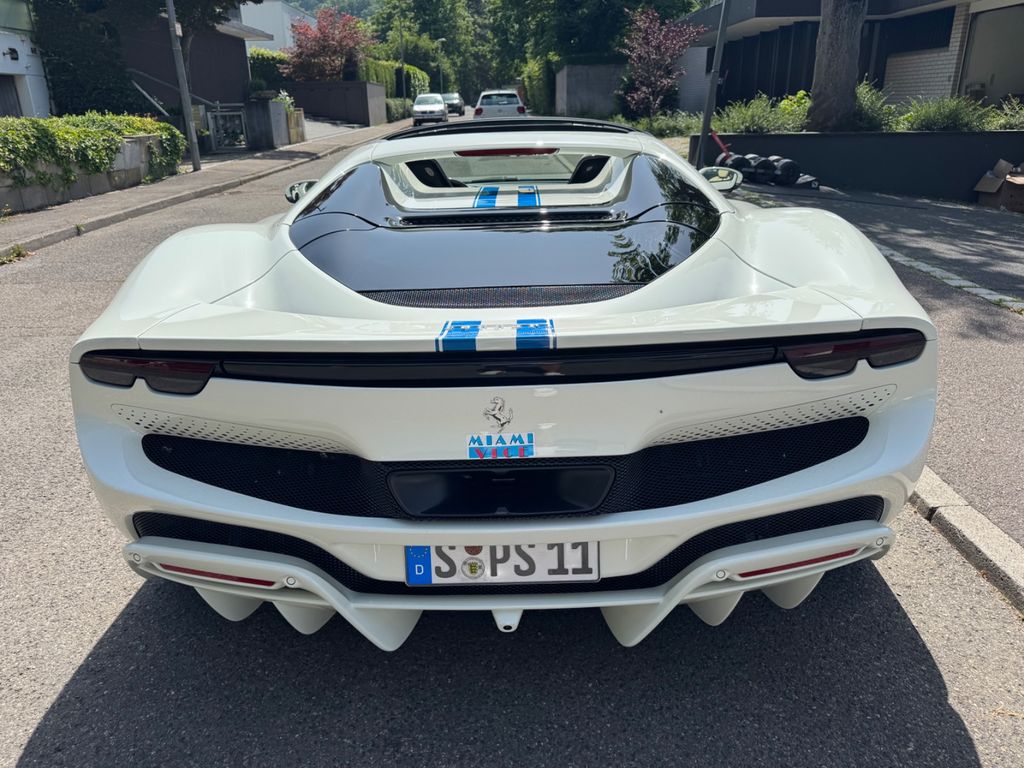 Ferrari 296 GTS 2025