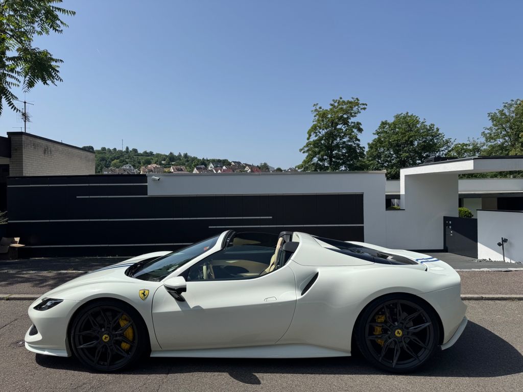 Ferrari 296 GTS 2025