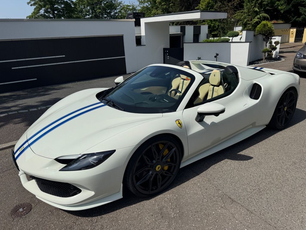 Ferrari 296 GTS 2025