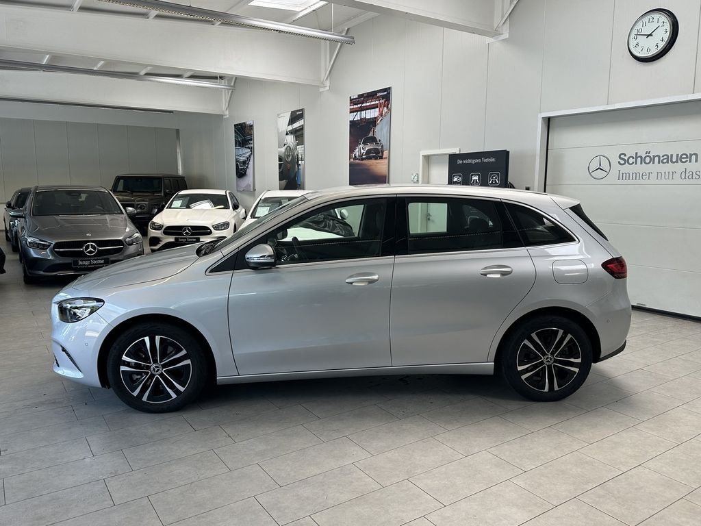 Mercedes-Benz B 250 2023