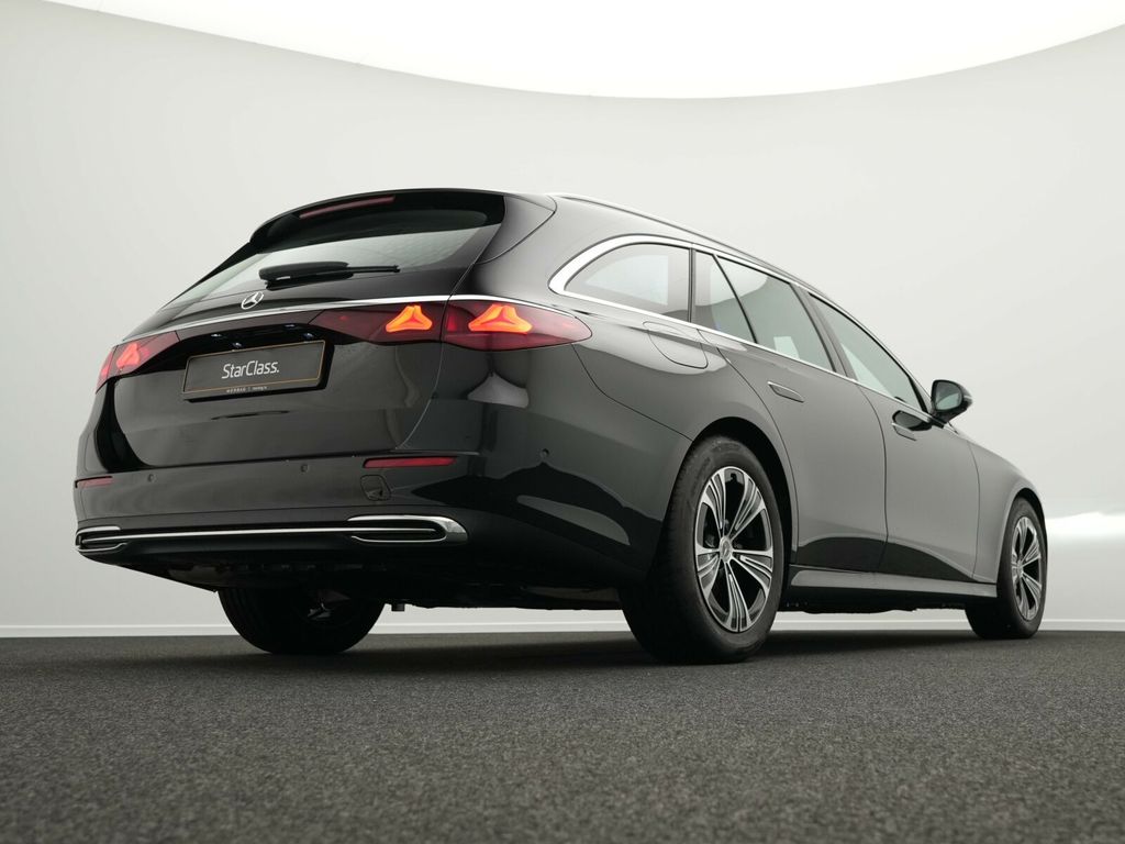 Mercedes-Benz E 220 2023