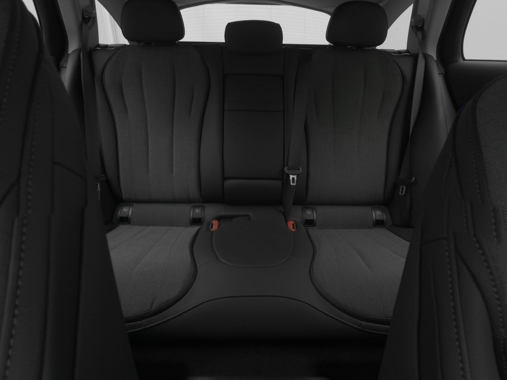 Mercedes-Benz E 220 2023