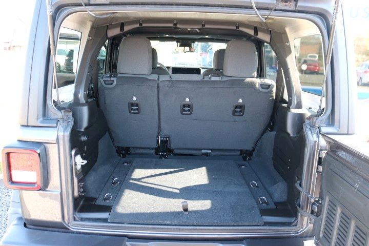 Jeep Wrangler 2024