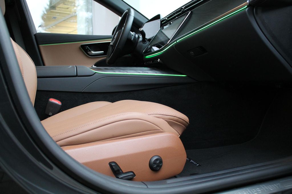 Mercedes-Benz E 300 2024