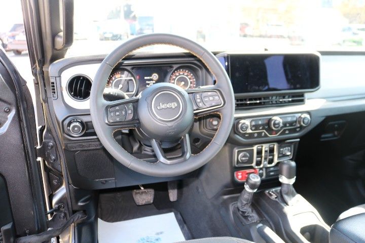 Jeep Wrangler 2024