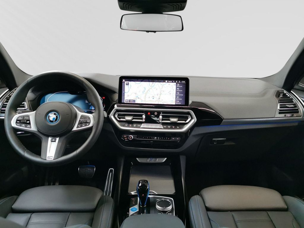 BMW iX3 2023