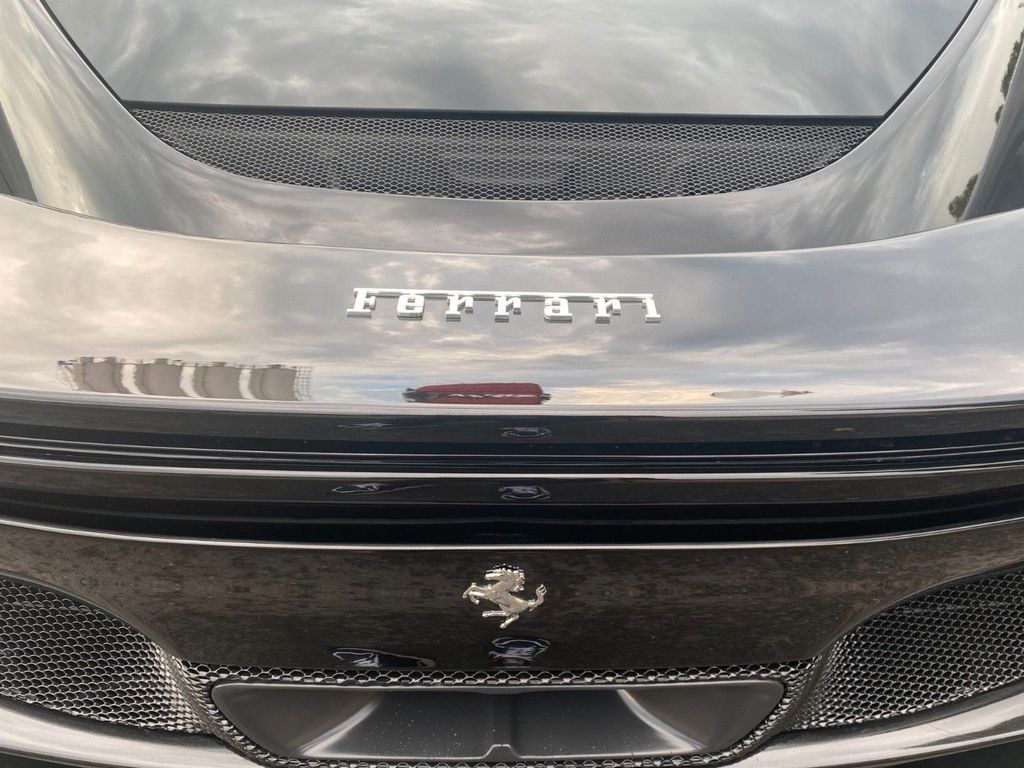 Ferrari 296 GTB 2023