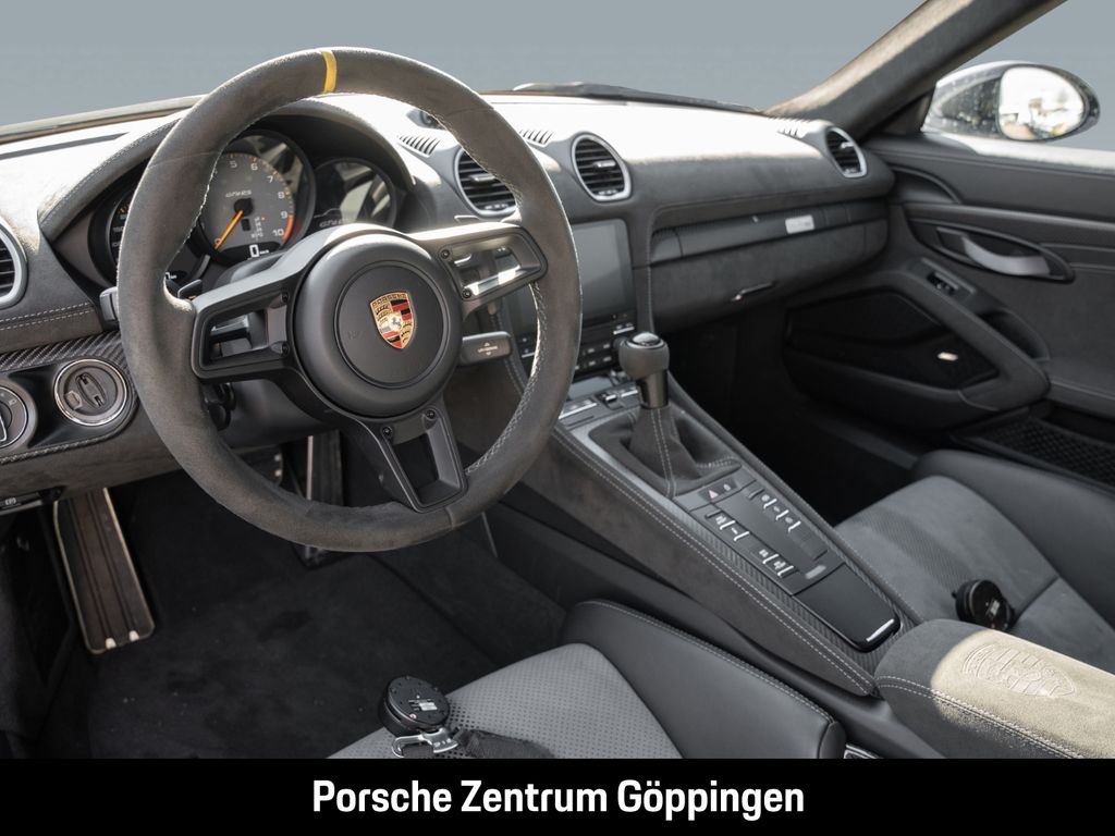 Porsche Cayman 2023