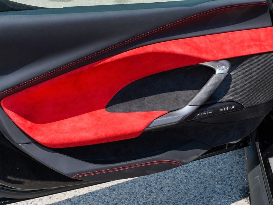 Ferrari 296 GTB 2023