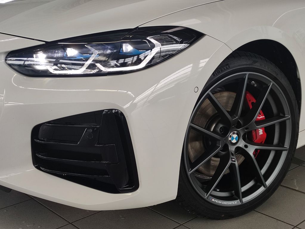BMW M440 2023