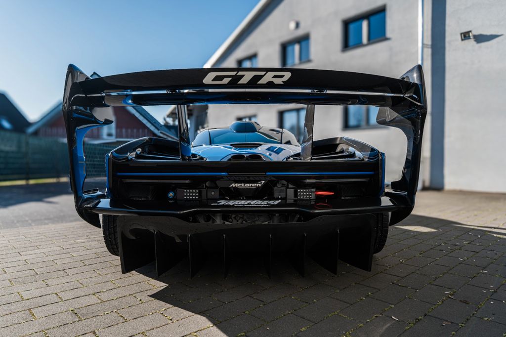McLaren Senna GTR 2021