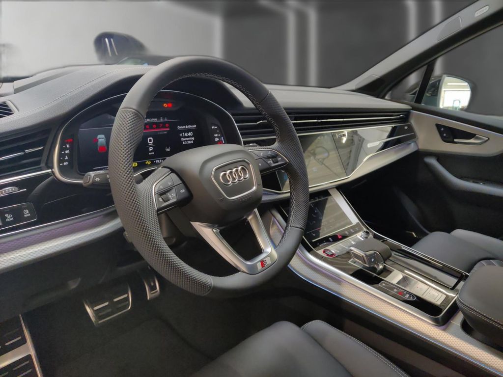 Audi SQ7 2025