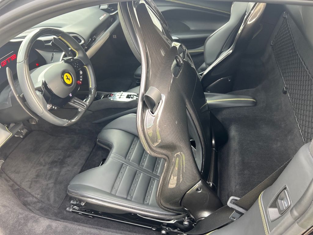 Ferrari 296 GTB 2023