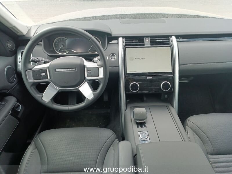 Land Rover Discovery 2022