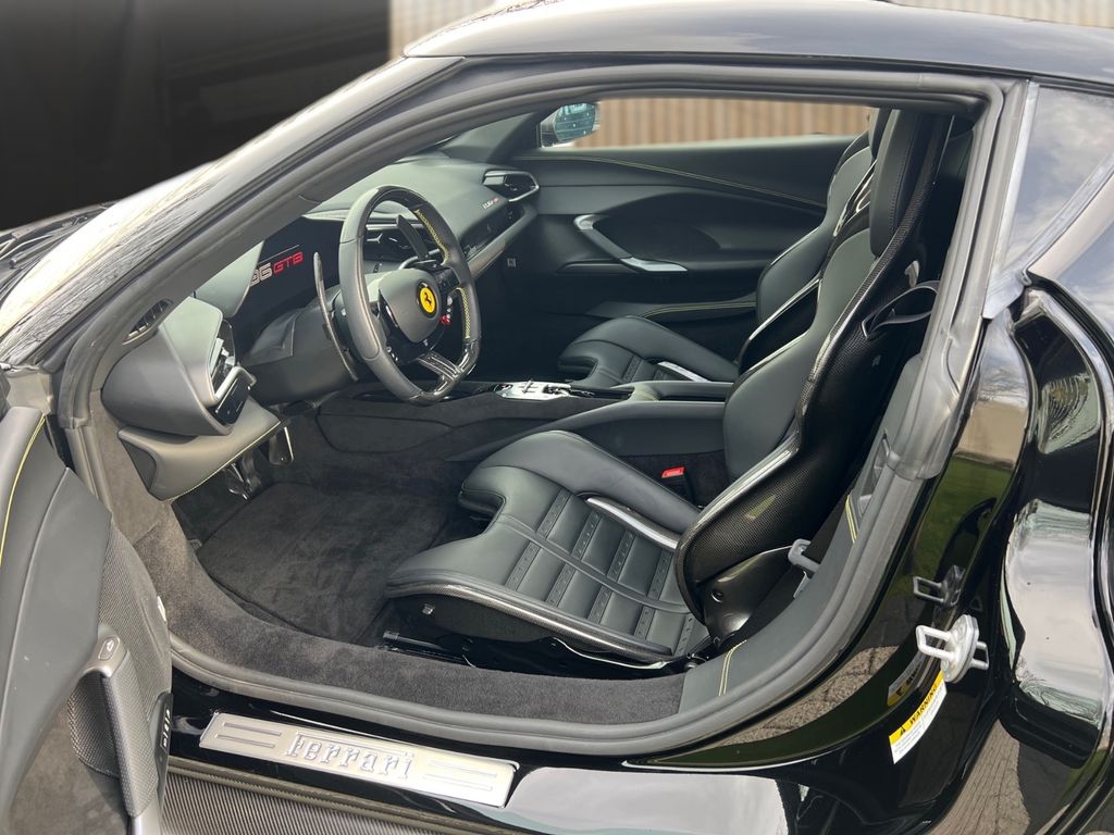 Ferrari 296 GTB 2023