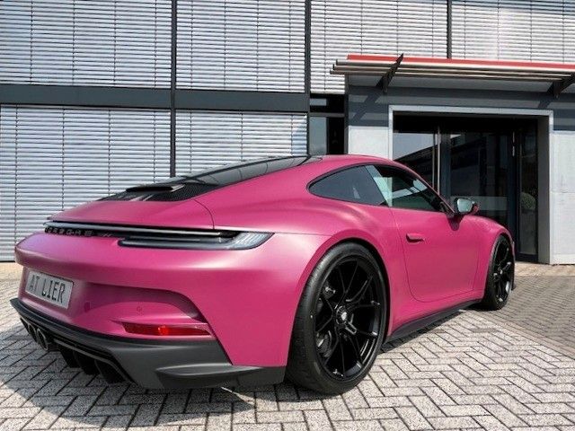 Porsche 992 2023