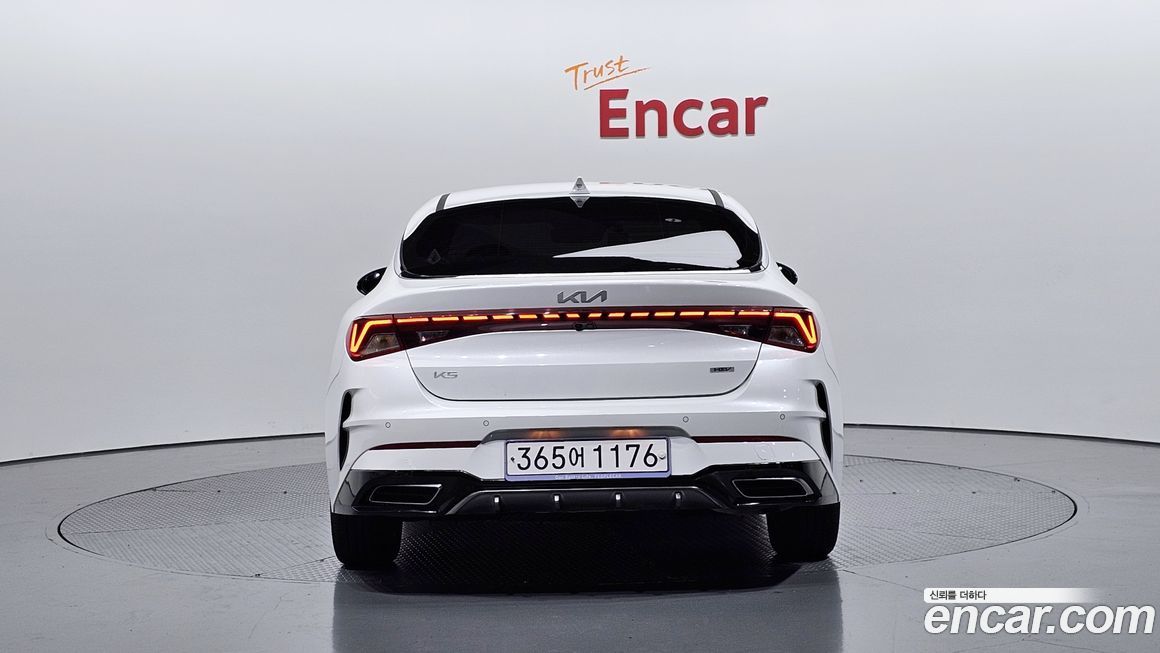 Kia K5 2023