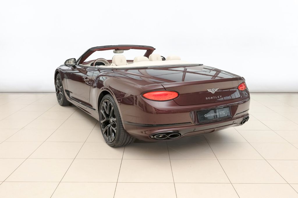 Bentley Continental GTC 2025