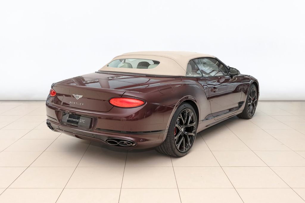 Bentley Continental GTC 2025