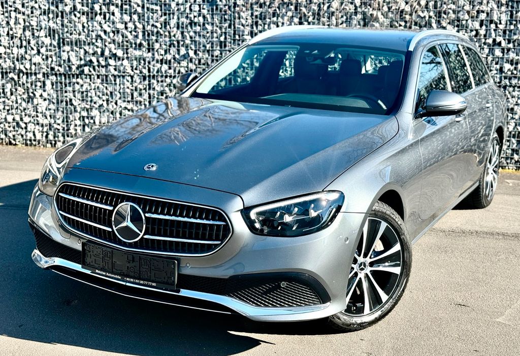 Mercedes-Benz E 300 2022