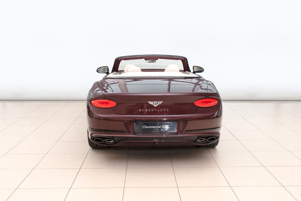 Bentley Continental GTC 2025