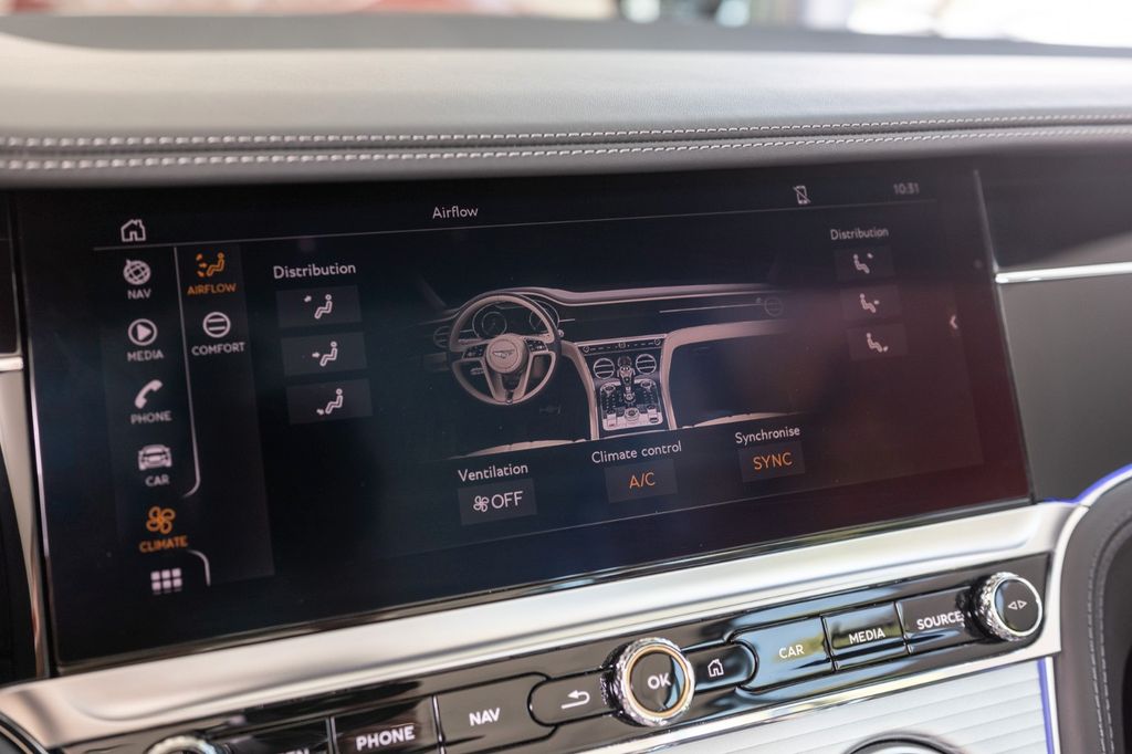 Bentley Continental GTC 2025