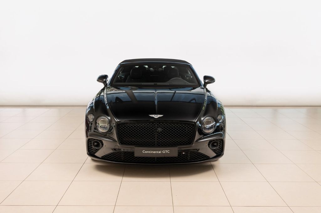 Bentley Continental GTC 2025