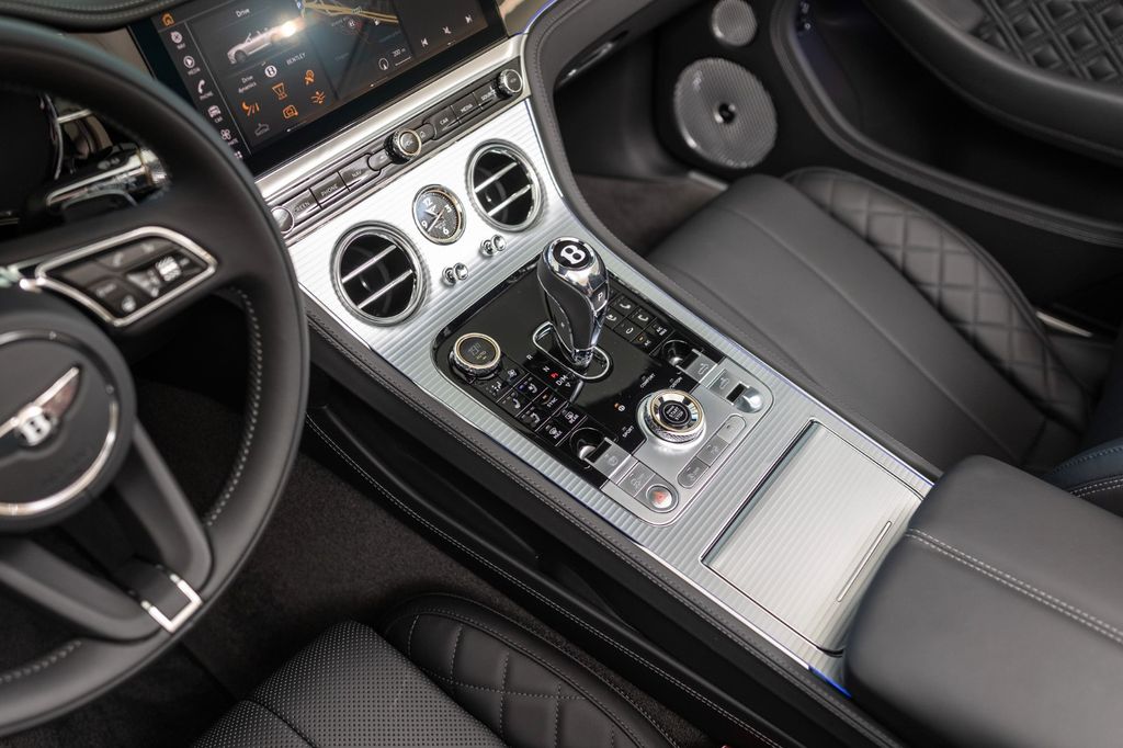 Bentley Continental GTC 2025