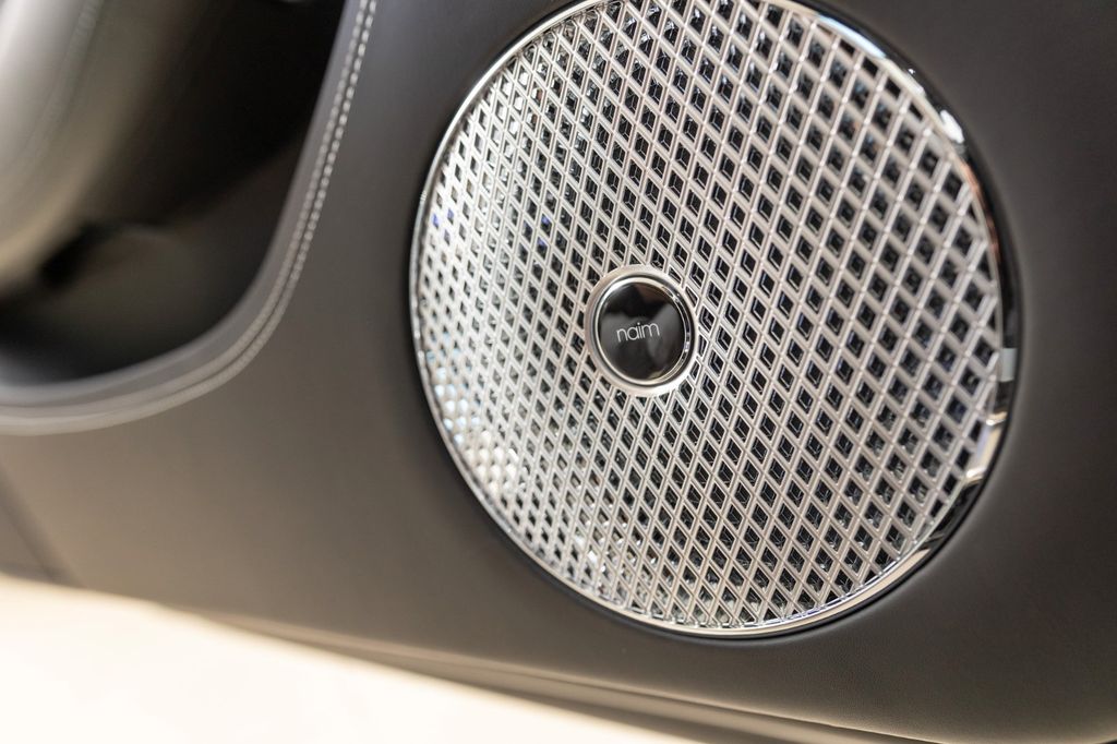 Bentley Continental GTC 2025