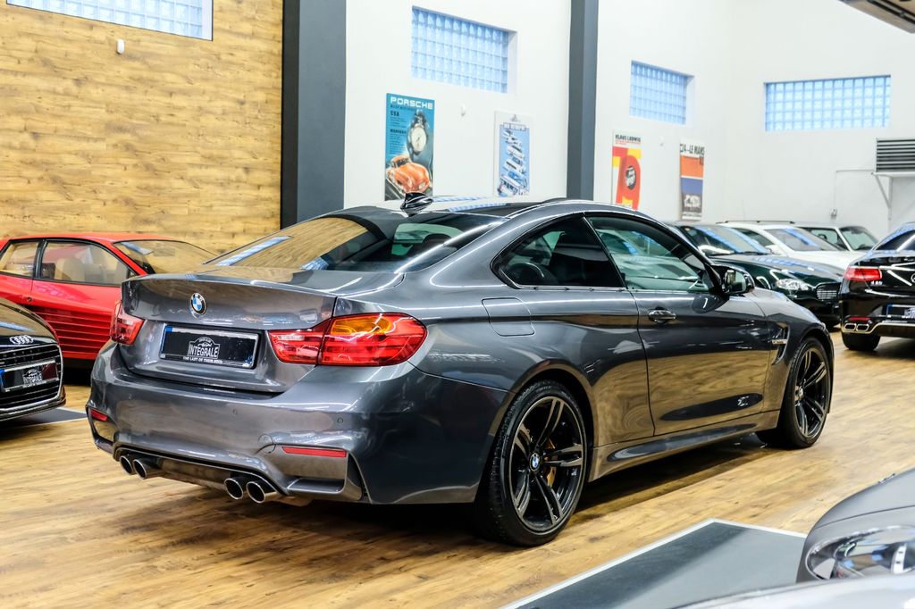 BMW M4 2014