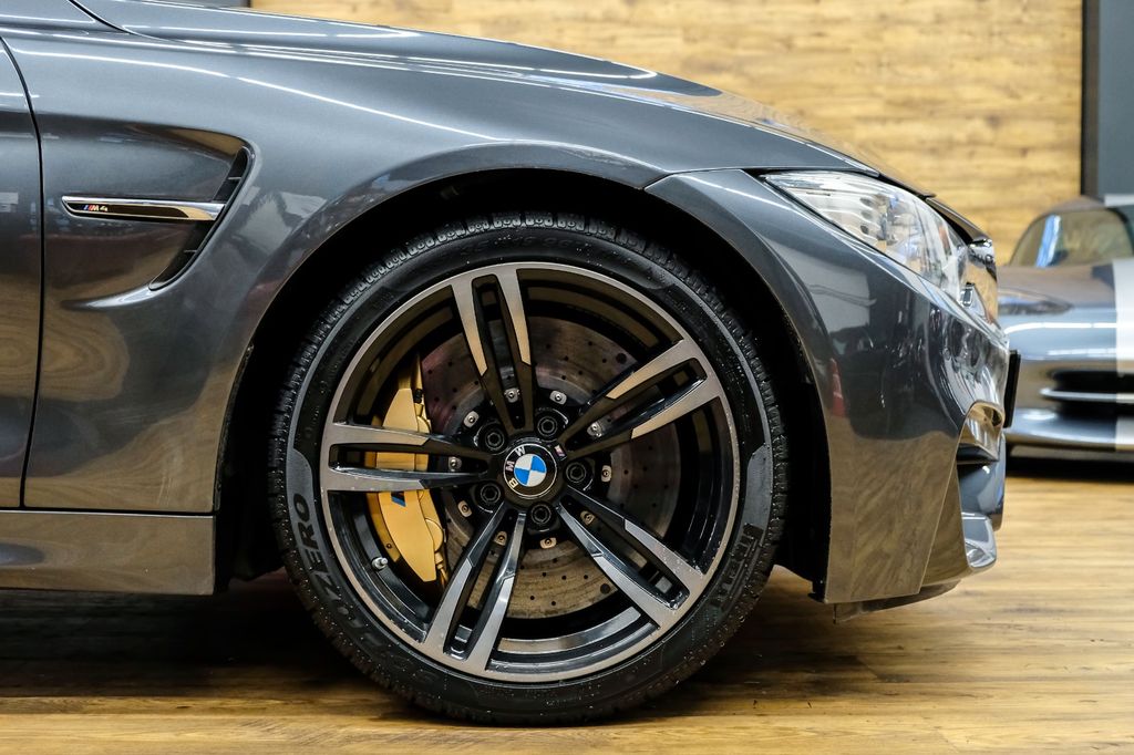 BMW M4 2014