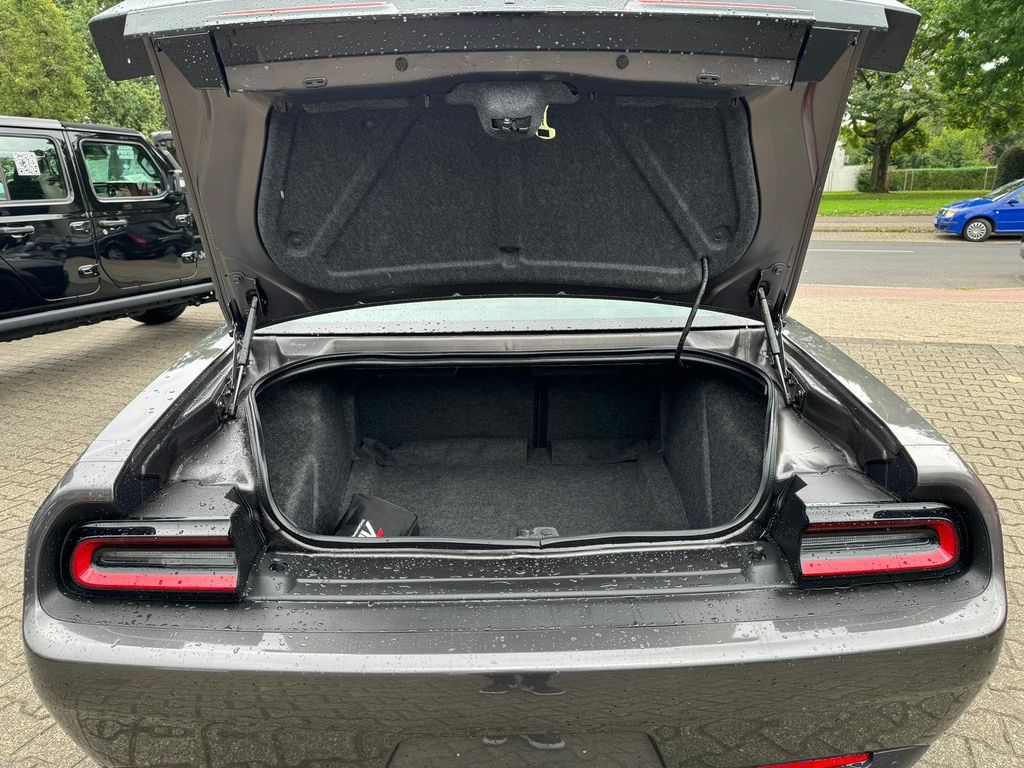 Dodge Challenger 2023