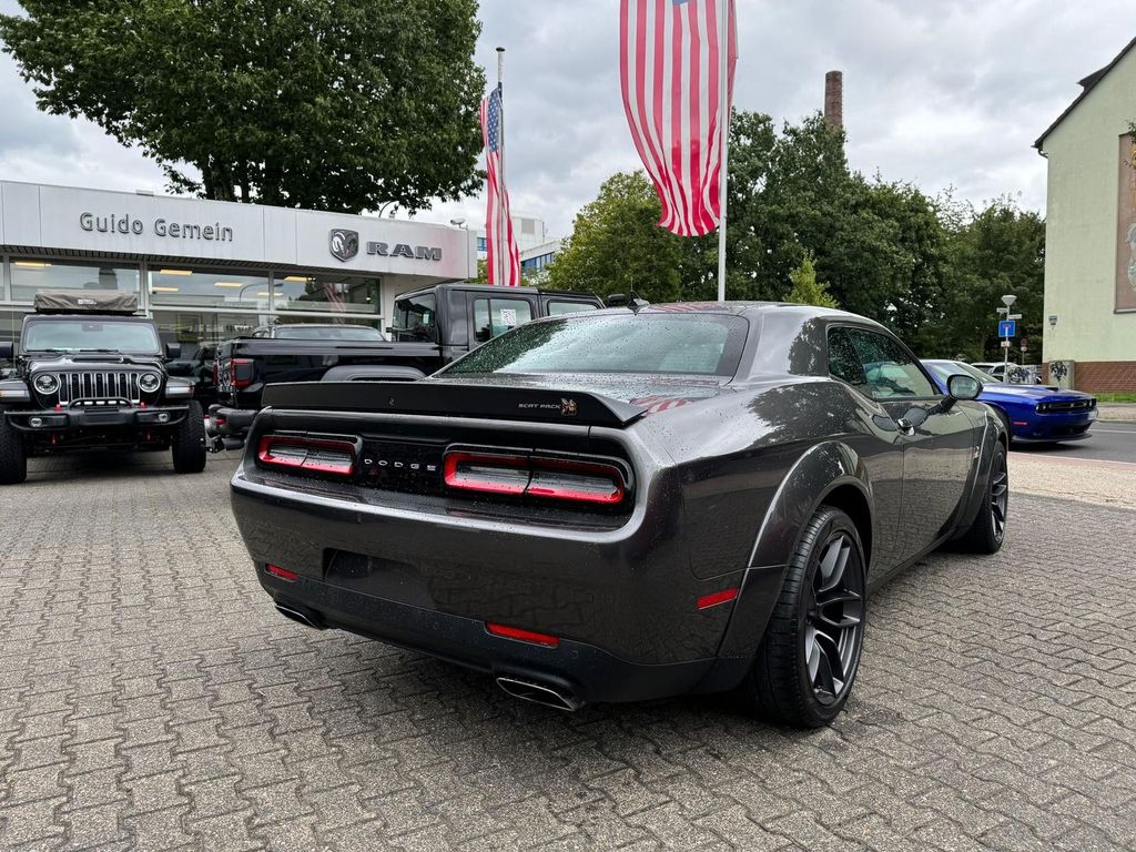 Dodge Challenger 2023