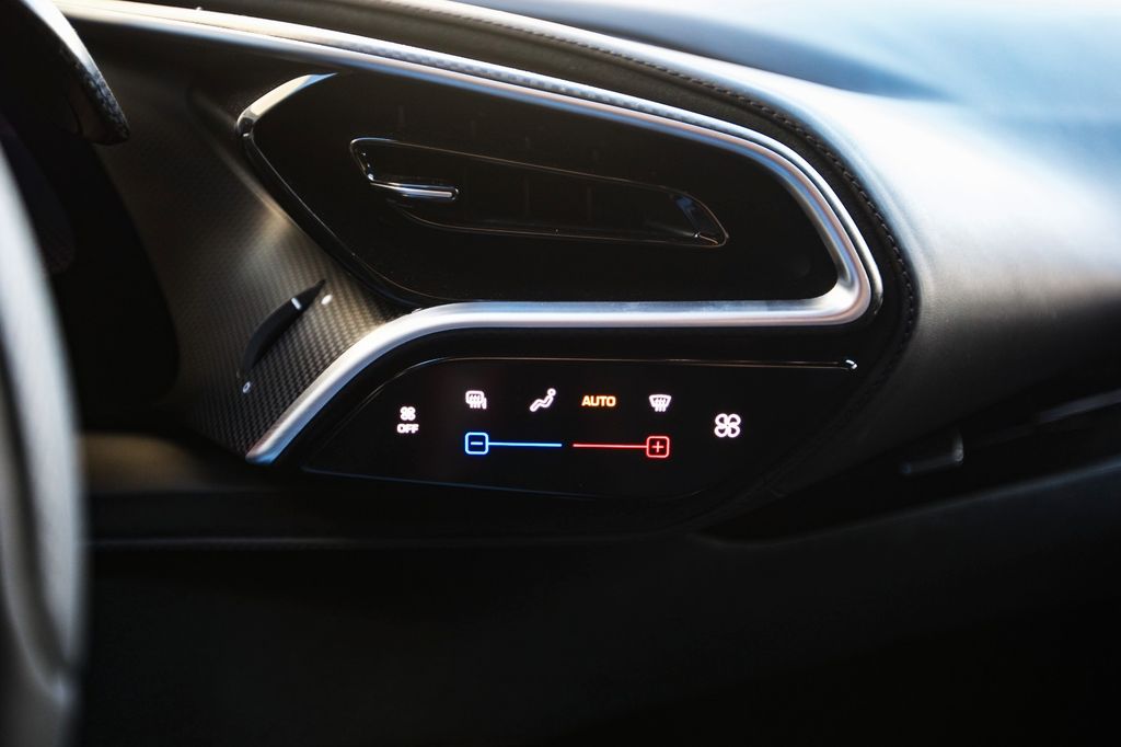 Ferrari 296 GTB 2023