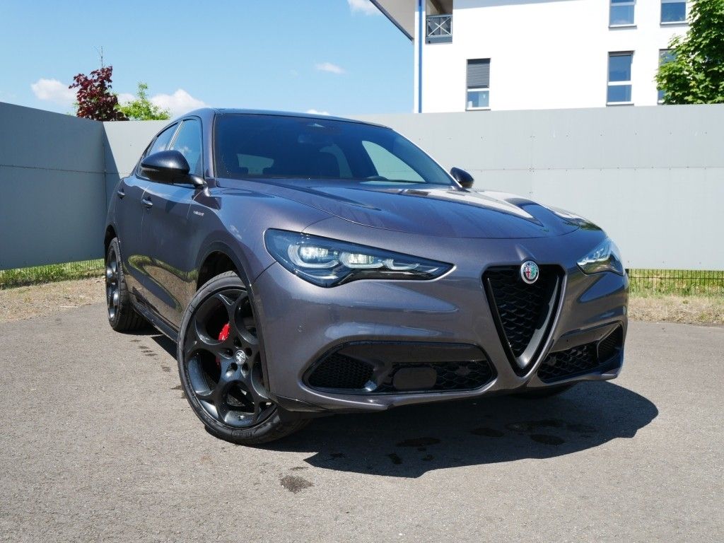 Alfa Romeo Stelvio 2025