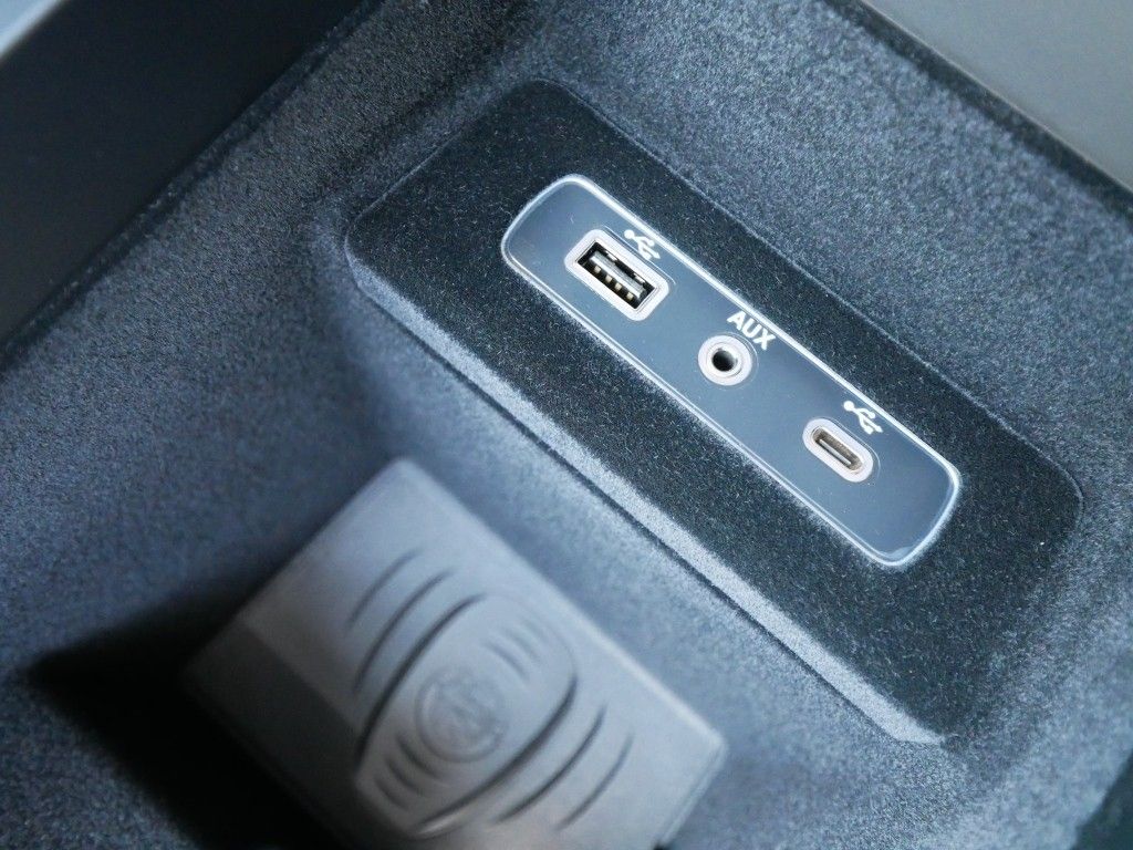 Alfa Romeo Stelvio 2025