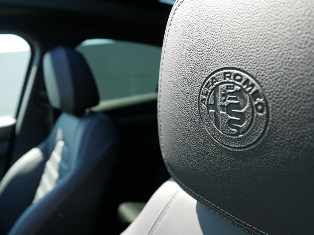 Alfa Romeo Stelvio 2025