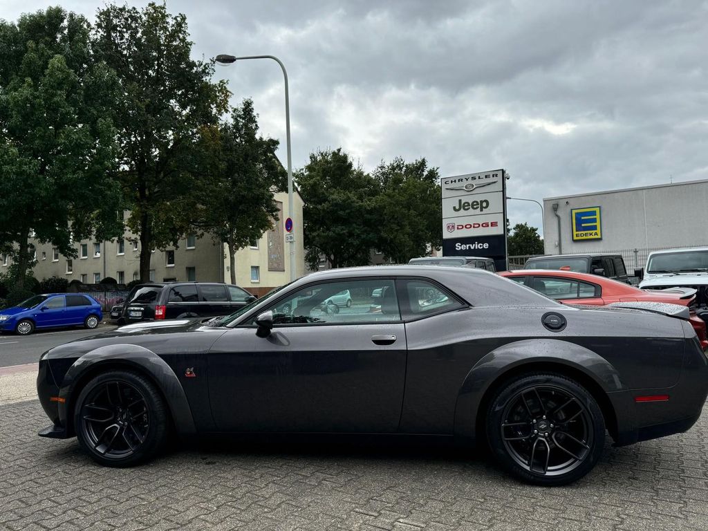 Dodge Challenger 2023