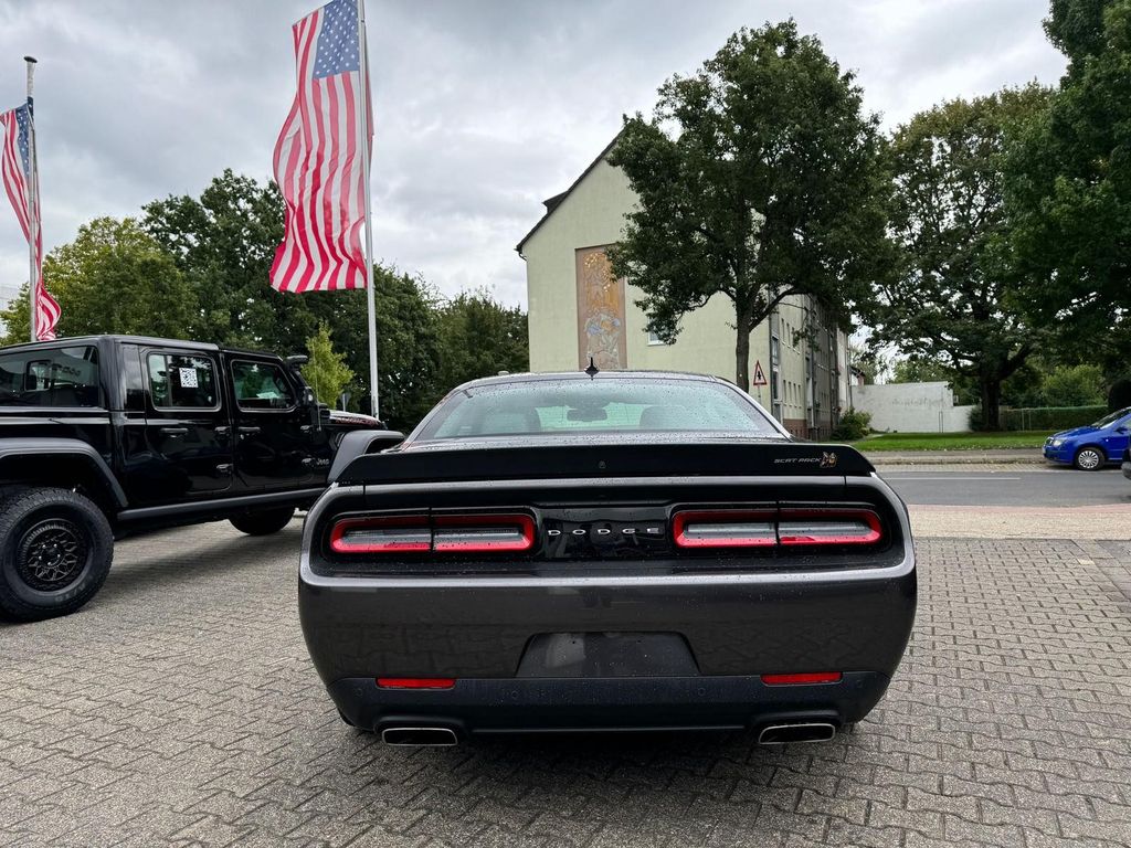 Dodge Challenger 2023