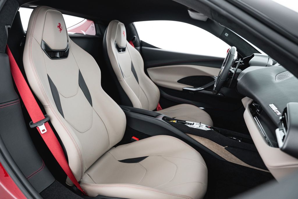 Ferrari 296 GTB 2024