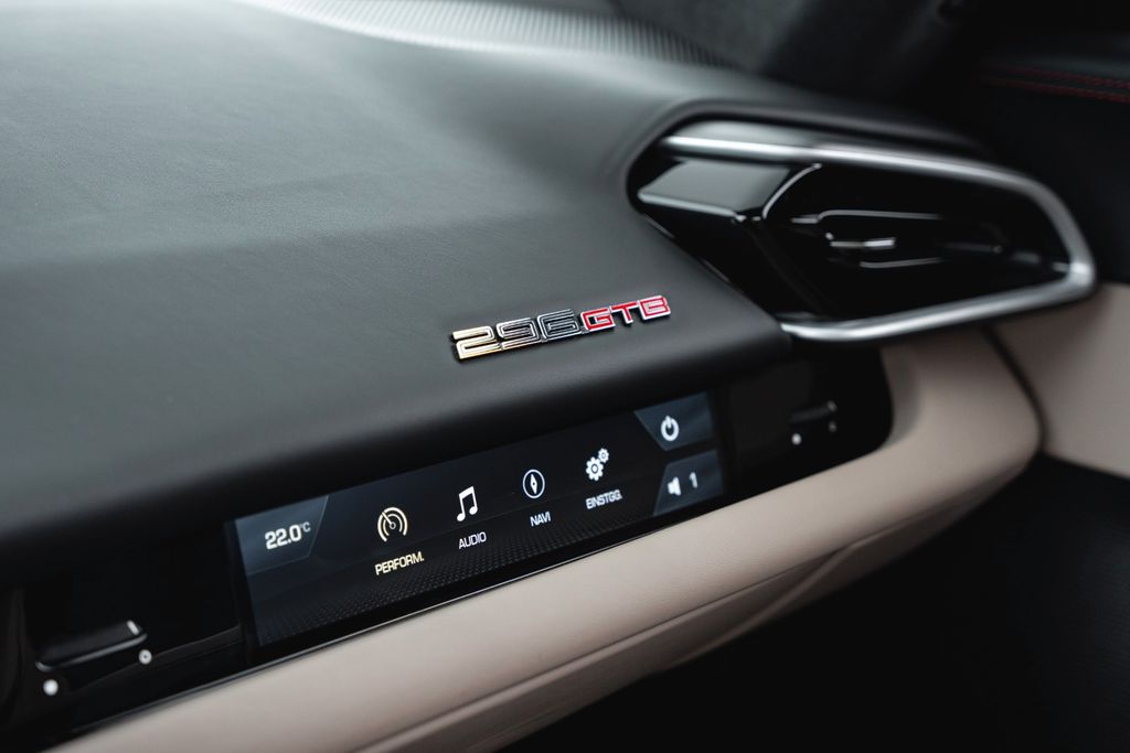 Ferrari 296 GTB 2024