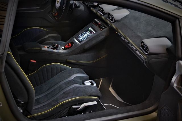 Lamborghini Huracán 2022