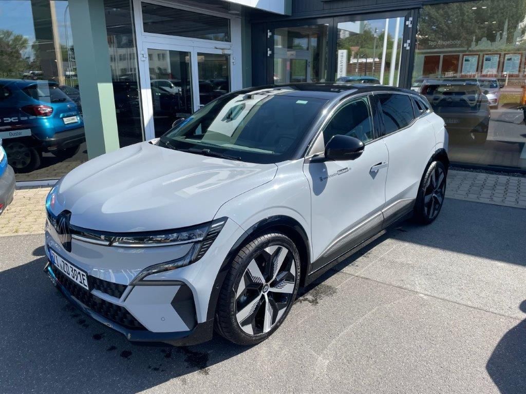 Renault Megane E-TECH 2023