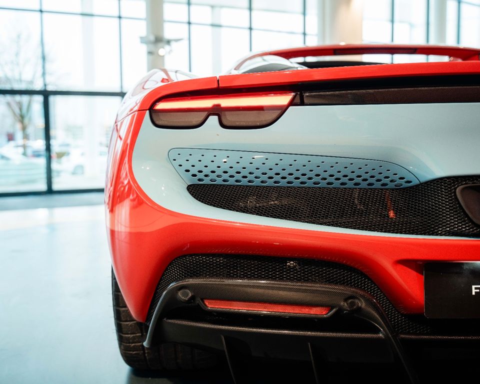 Ferrari 296 GTS 2022