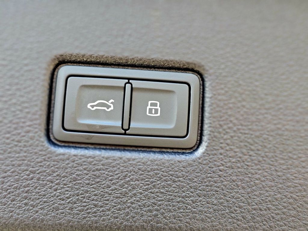 Audi SQ5 2023