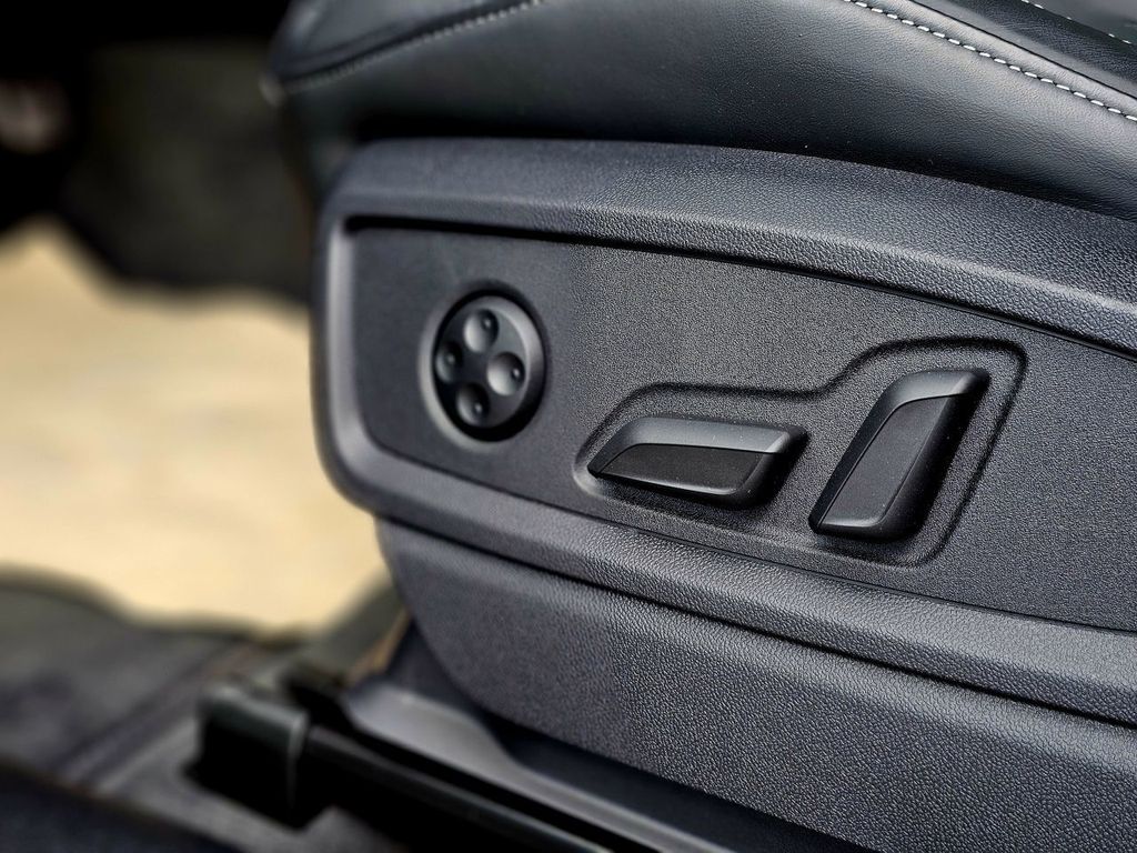Audi SQ5 2023