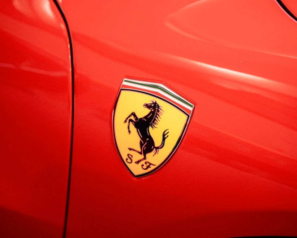 Ferrari 296 GTS 2022