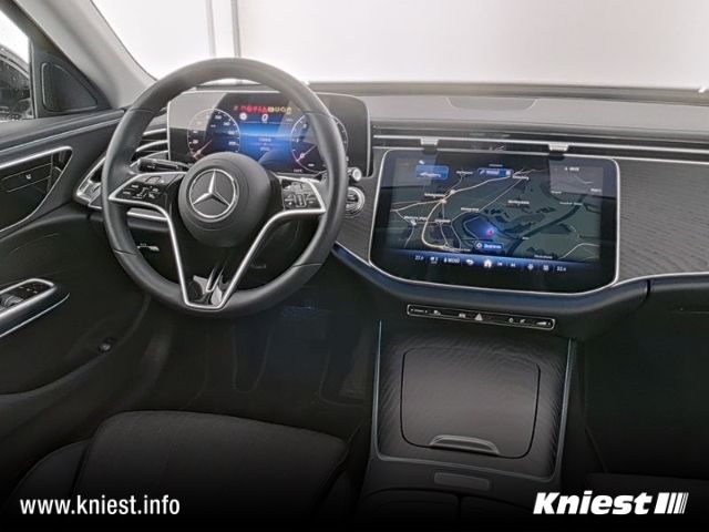 Mercedes-Benz E 220 2023
