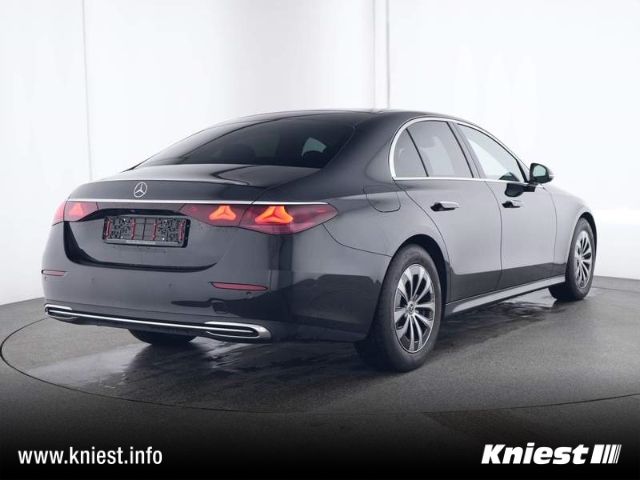 Mercedes-Benz E 220 2023